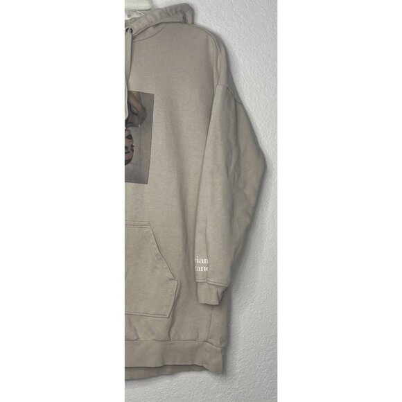 Ariana Grande 2019 Hooded Sweatshirt Sz M Grandaritour, INC. Divided - Picture 3 of 12